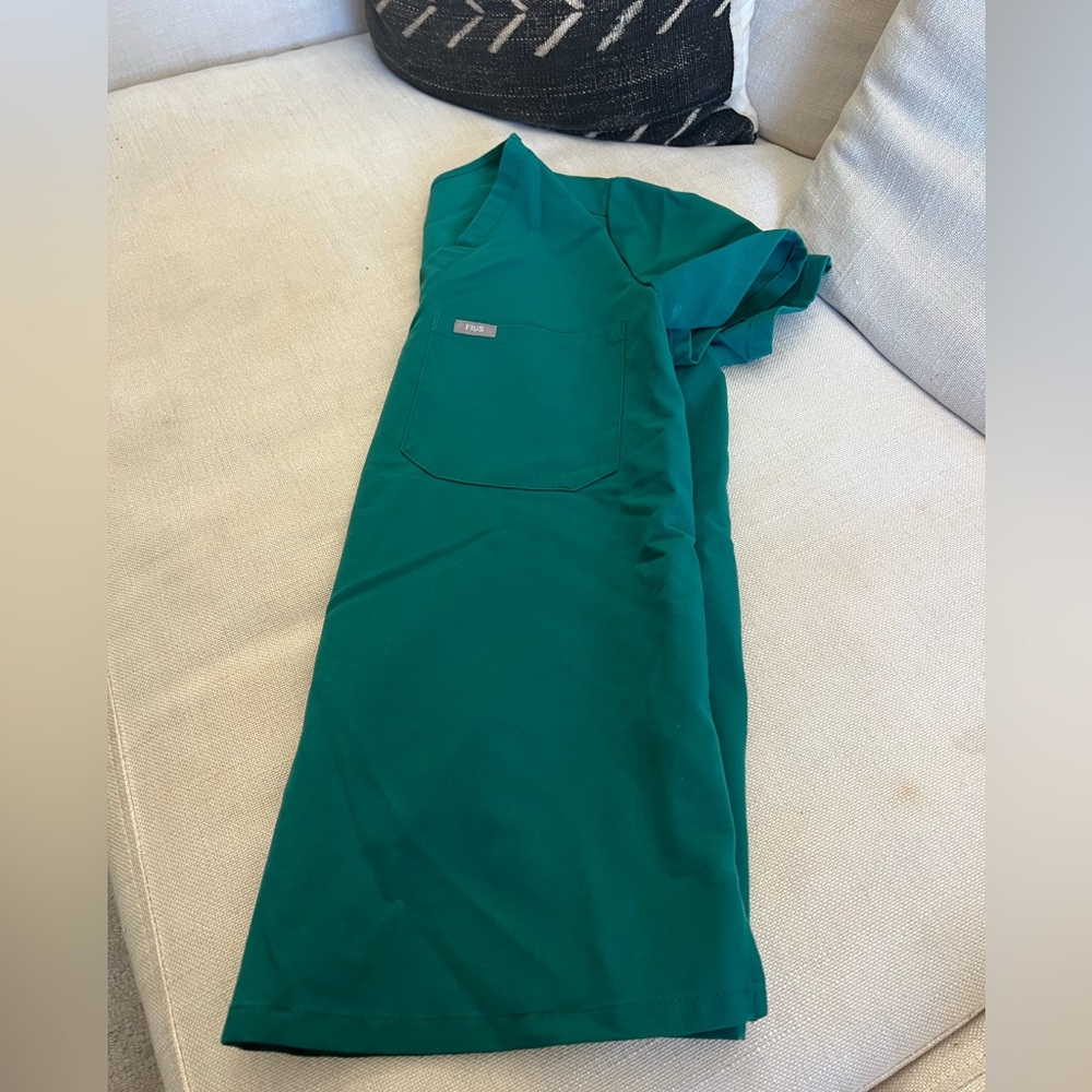 Catrina scrub top dark green xs